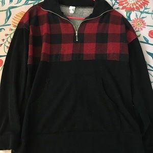 Medium buffalo plaid half zip pullover